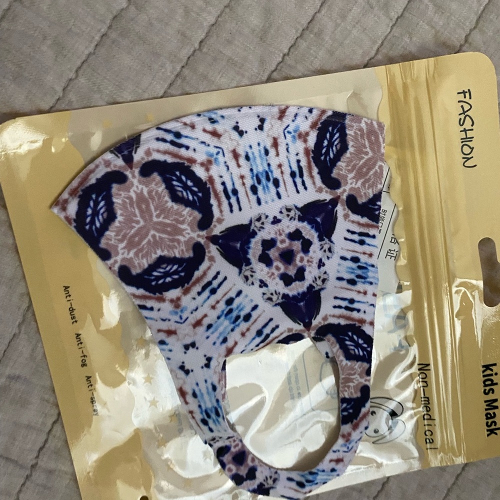 5 x face mask for 15$ different colors all 5 included or pick what color